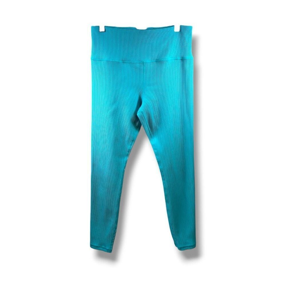 Athleta Elation Ribbed Tight Legging 25” in Turquoise Size L